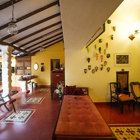 Casa Menezes - A Heritage Goan Homestay Bambolim Dış mekan fotoğraf
