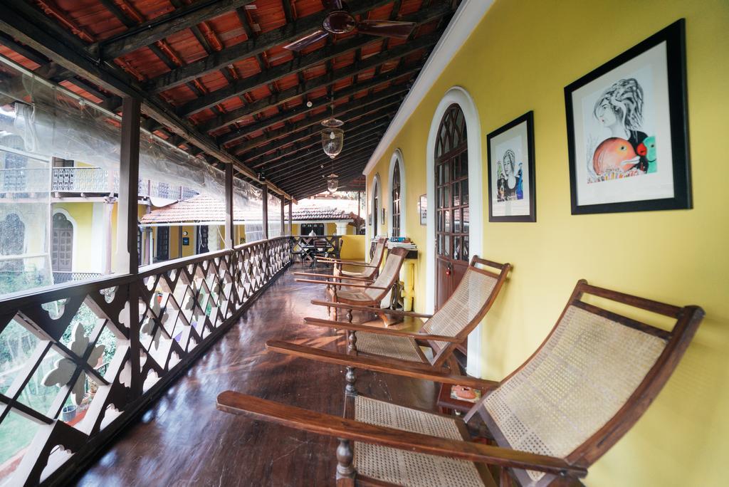 Casa Menezes - A Heritage Goan Homestay Bambolim Dış mekan fotoğraf
